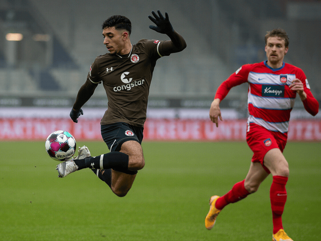 门兴格拉德巴赫客平对手，仍保持不败纪录的简单介绍