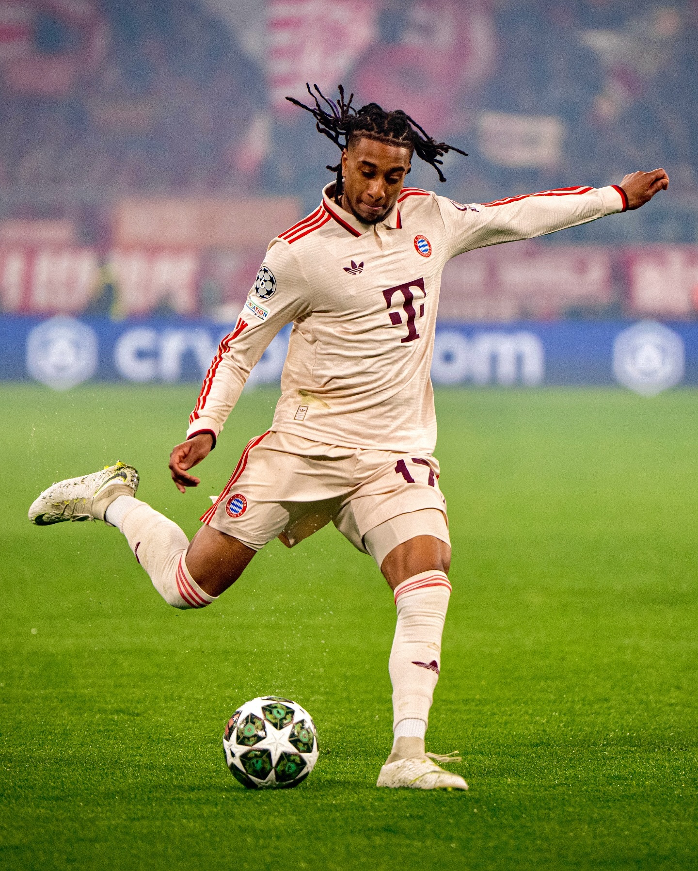 凯恩关键节点赛况扑朔迷离,切尔西带队取胜!