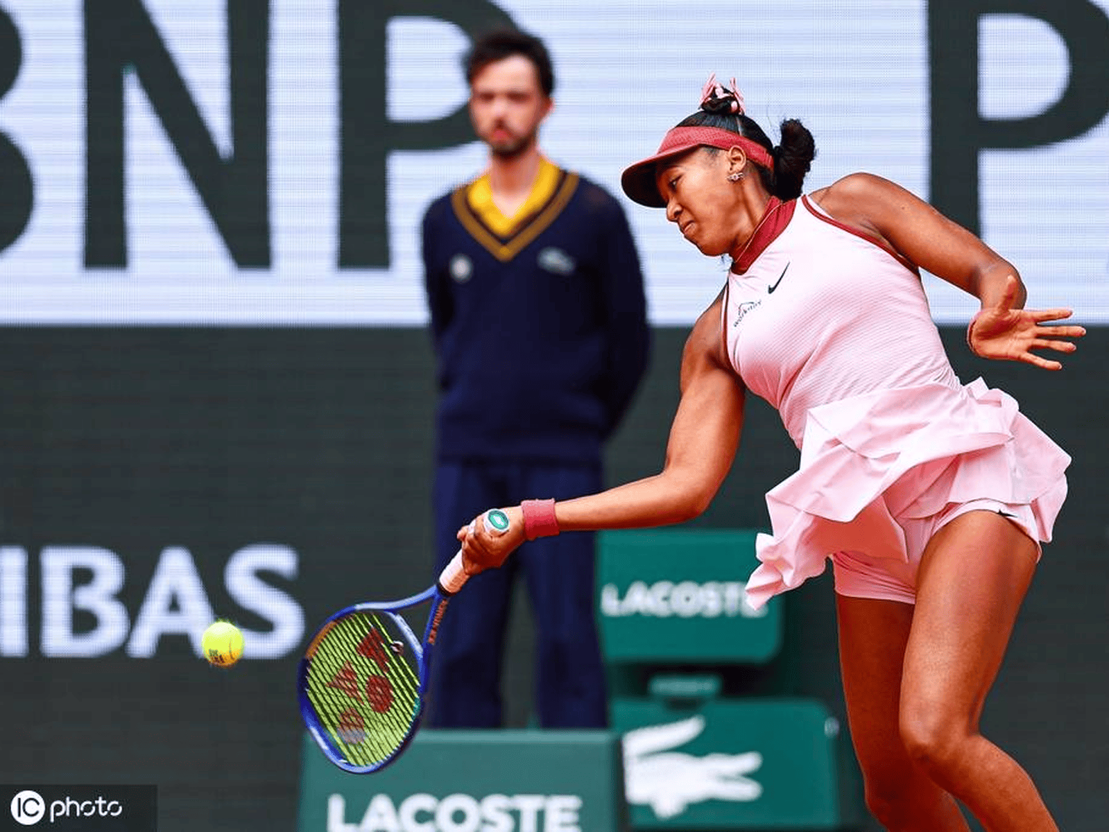  大坂直美迎来十五赛季高光表现，巴塞罗那球迷沸腾！